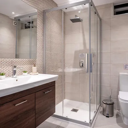 Premium 2br 2min Walk Heart Of St Julians Saint Julian's