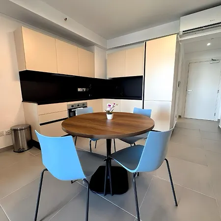 Daire Premium 2br 2min Walk Heart Of St Julians Saint Julian's